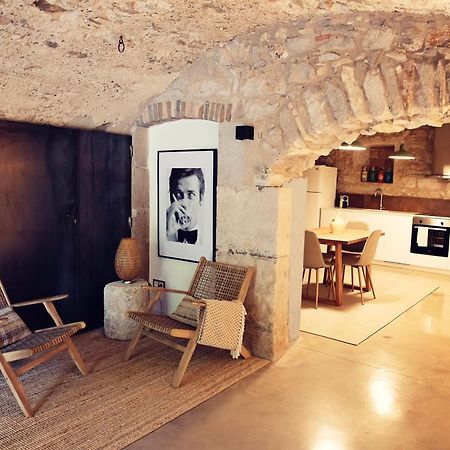 La Dolce Vita. Boutique Apartment Жирона Экстерьер фото