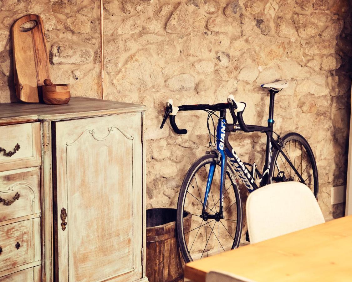 La Dolce Vita. Boutique Apartment Жирона Экстерьер фото